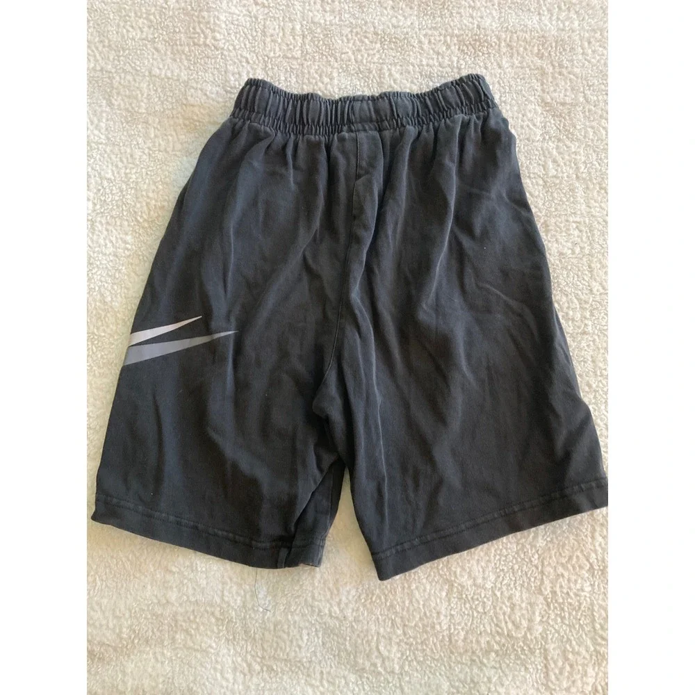 Nike Boys Black Cotton Jersey Athletic Shorts‎ Large Swoosh Graphic Size Medium
